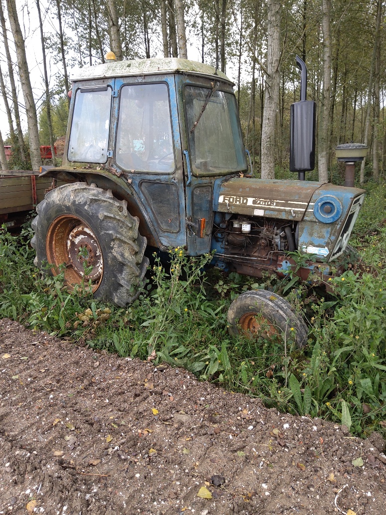 /photos/32490017320191015_Ford 7600 .jpg